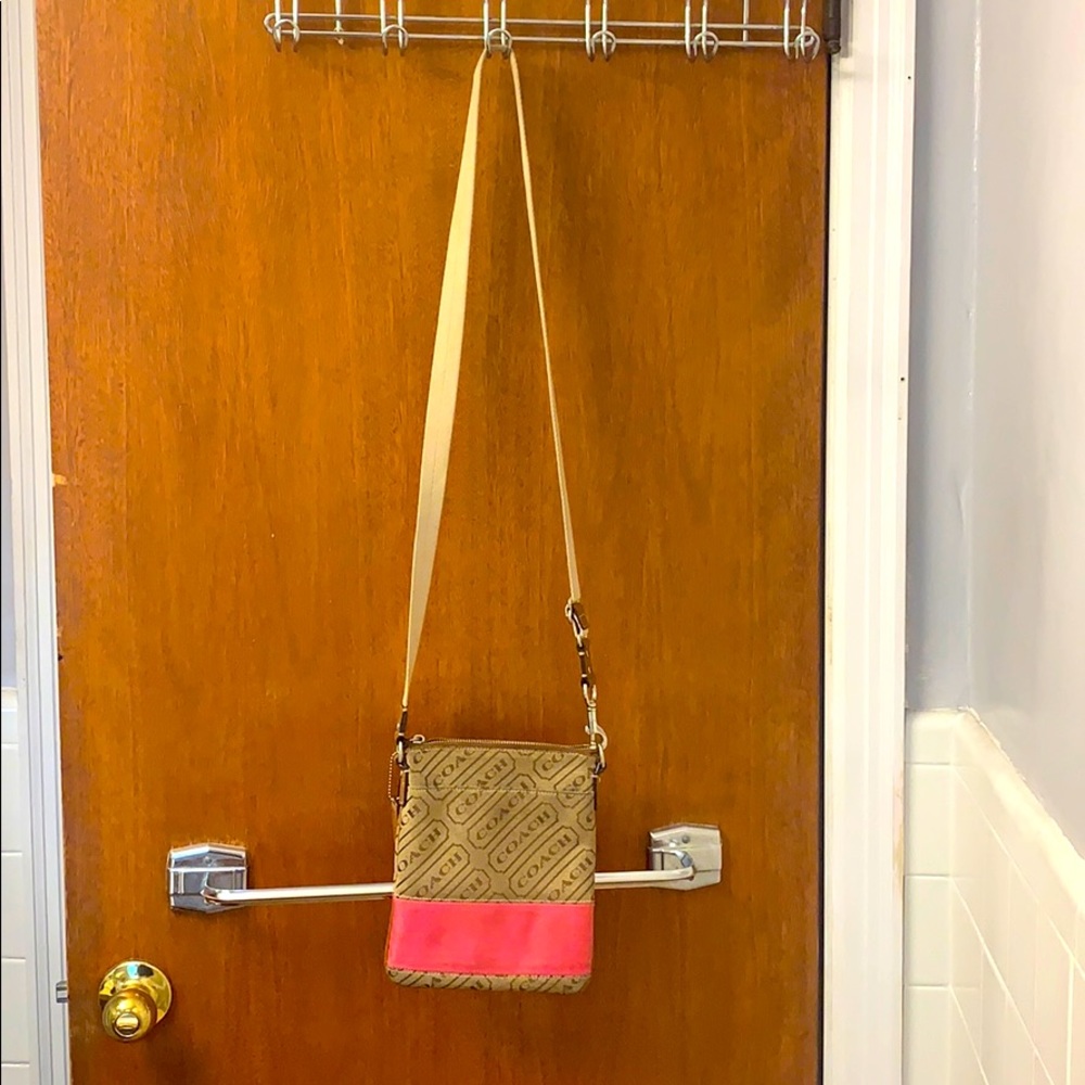 Coach Crossbody/Over the Shoulder